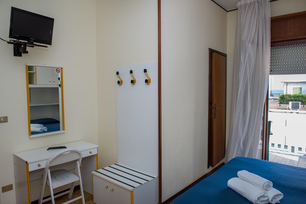 Hotel Malibran Lido di Jesolo Esterno foto