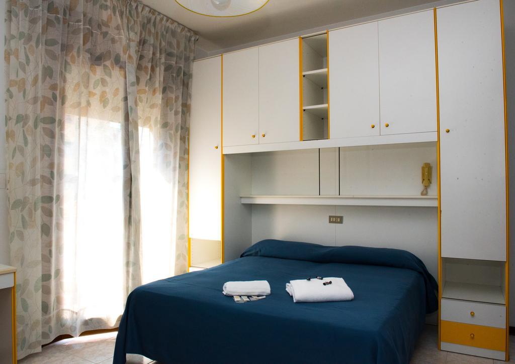 Hotel Malibran Lido di Jesolo Esterno foto