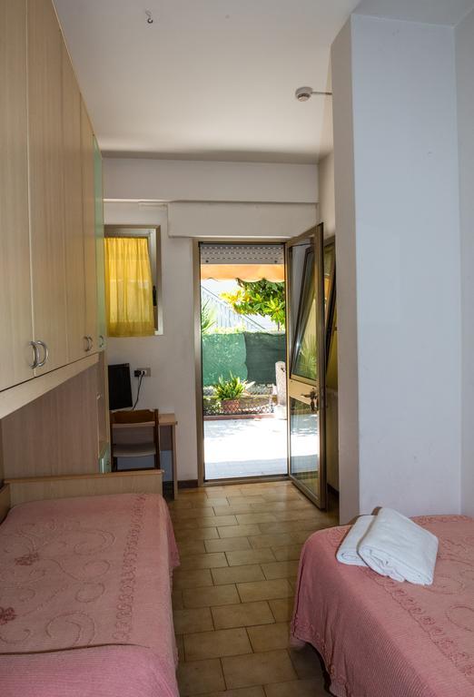 Hotel Malibran Lido di Jesolo Esterno foto