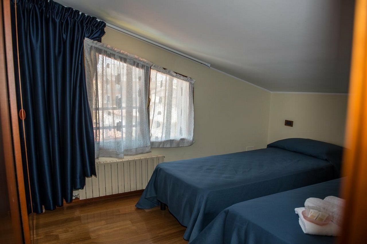 Hotel Malibran Lido di Jesolo Esterno foto